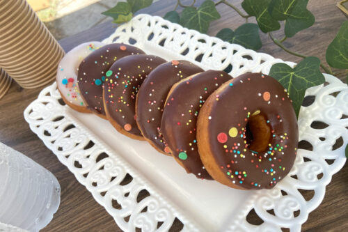 Donuts με επικάλυψη σοκολάτας